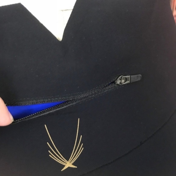 Lucas Hugh Striped Mesh Cropped Capri Leggings - Picture 3 of 8